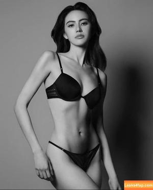 Davika Hoorne / Davikah photo #0002