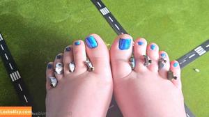 dawnofthegiantess photo #0007