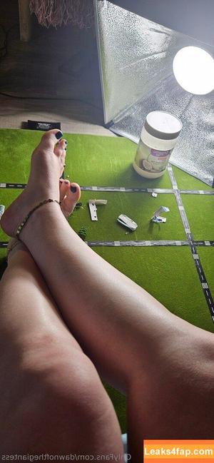 dawnofthegiantess photo #0010