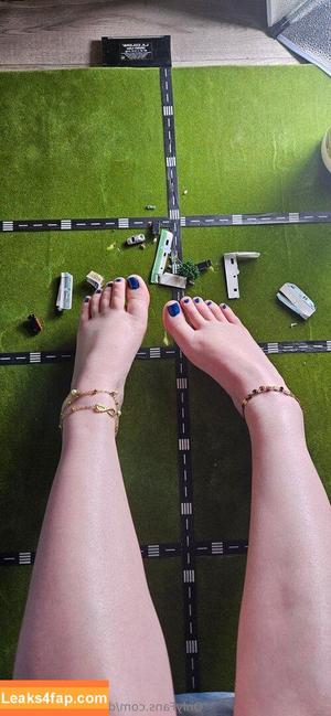 dawnofthegiantess photo #0011