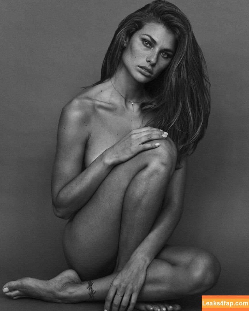 dayanemello /  leaked photo photo #0005