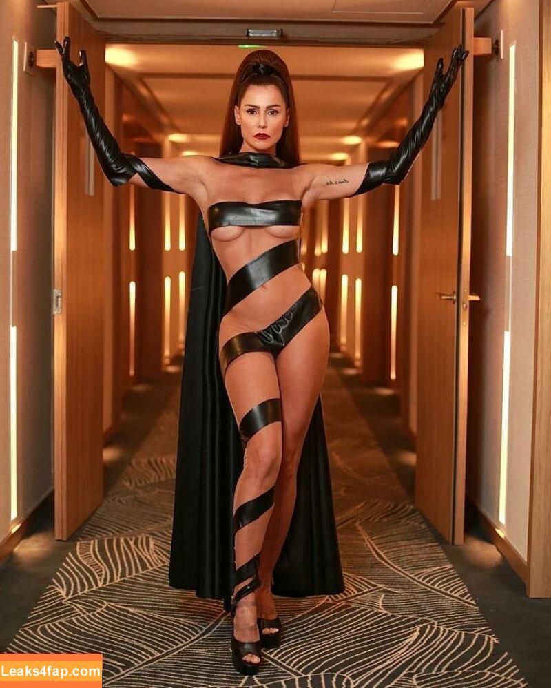 Débora Secco /  слитое фото фото #0008