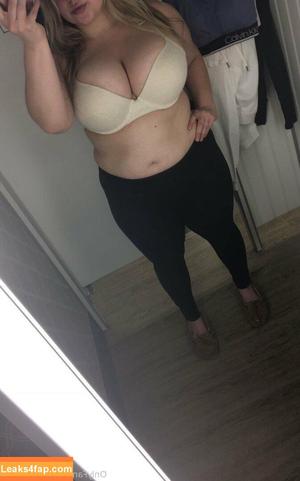 dddstaciie photo #0016