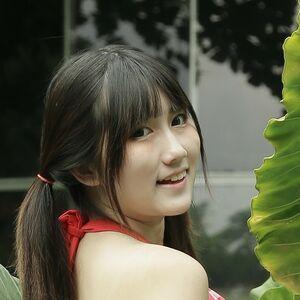 Dea Marella photo #0026