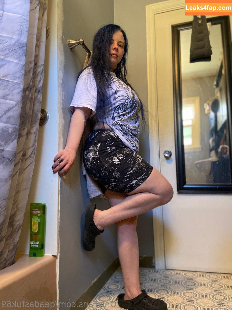 deadasfuk69 / deadasfukbaddie leaked photo photo #0096