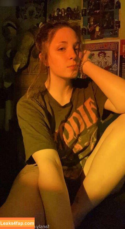 Deadpixieguts /  leaked photo photo #0221