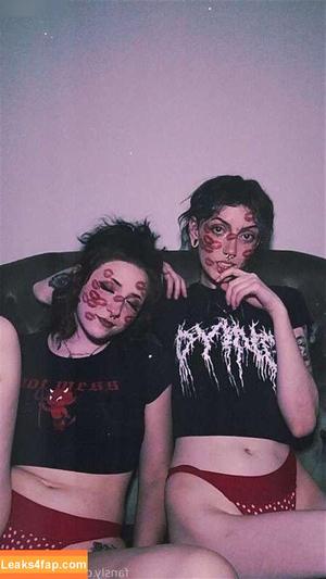 Deadpixieguts photo #0144