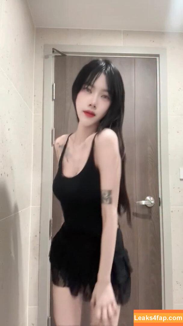 deardearrrii / deardearr_ / ɪᴅᴇᴀʀ leaked photo photo #0131