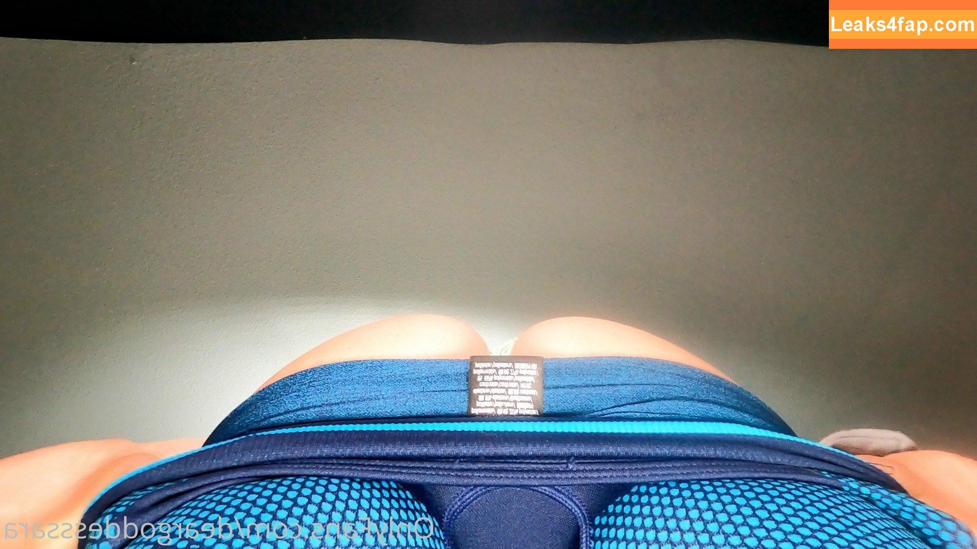 deargoddesssara / heydearsara leaked photo photo #0042