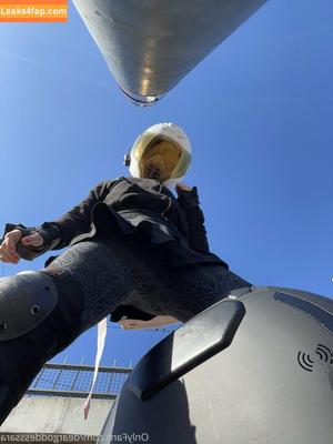 deargoddesssara photo #0004