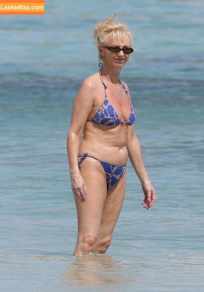 Debbie McGee / thedebbiemcgee leaked photo photo #0029