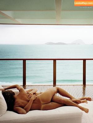 Débora Nascimento photo #0118