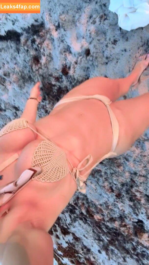 Deborah Albuquerque / albuquerquedeborah leaked photo photo #0128
