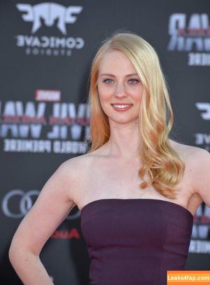 Deborah Ann Woll фото #0072