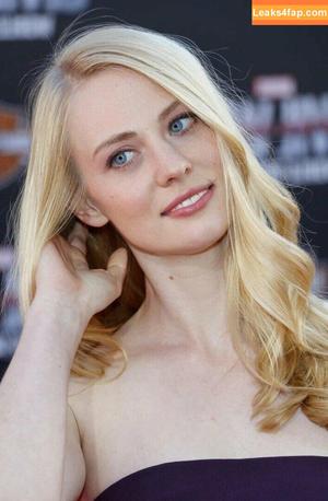 Deborah Ann Woll photo #0198
