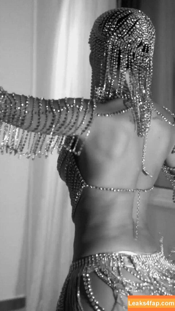 Deborah Secco / dedesecco leaked photo photo #0934