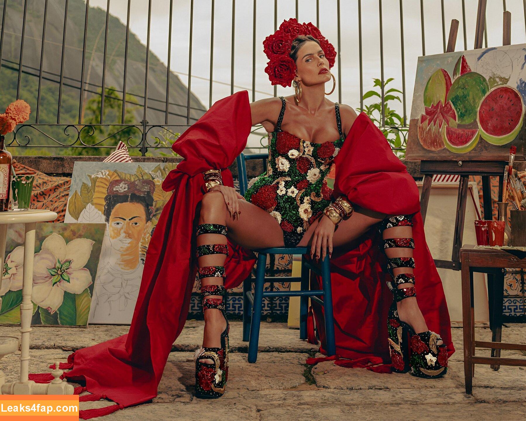 Deborah Secco / dedesecco слитое фото фото #0975