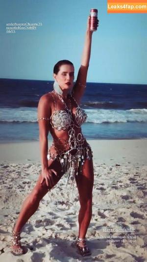 Deborah Secco photo #0045