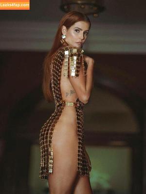 Deborah Secco photo #0181