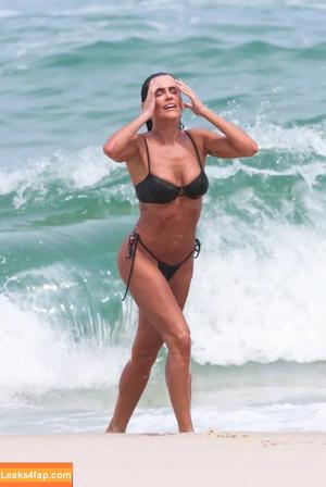 Deborah Secco photo #0223