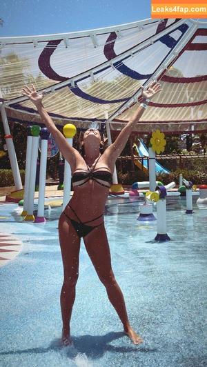 Deborah Secco photo #0256