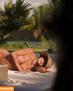 Deborah Secco photo #0399