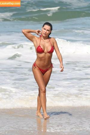 Deborah Secco photo #0709