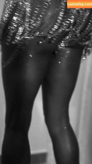 Deborah Secco photo #0925