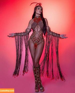 Deborah Secco photo #0996