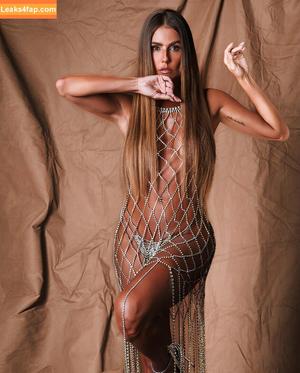 Deborah Secco photo #1011