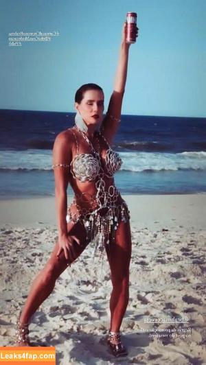 Deborah Secco photo #1051