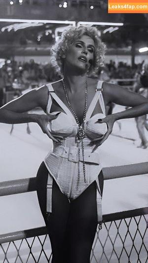 Deborah Secco photo #1070