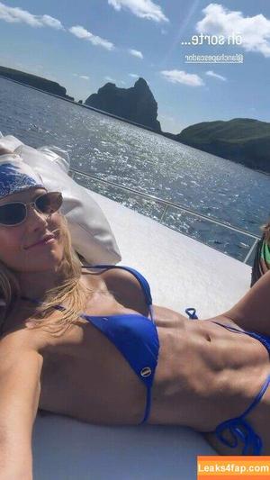Deborah Secco photo #1892