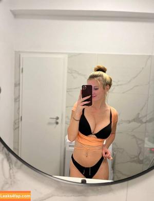 Deborahssecret photo #0010