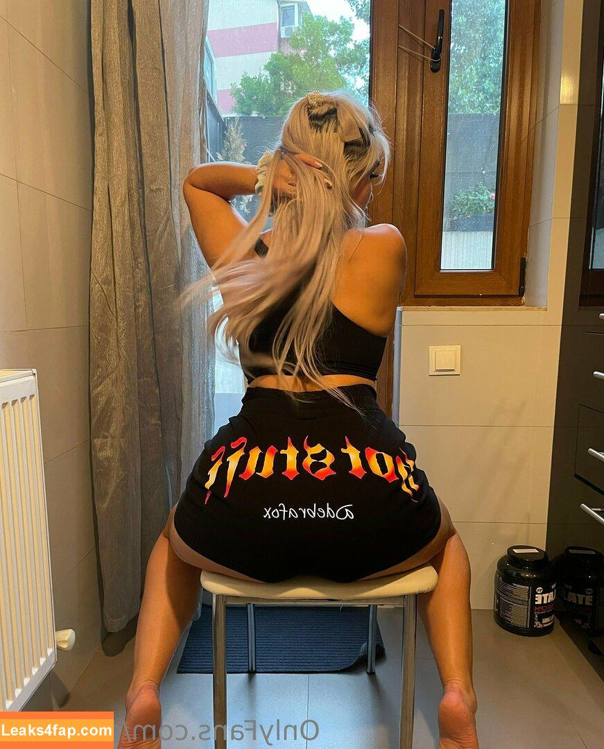 debrafox / debrafoxx leaked photo photo #0092