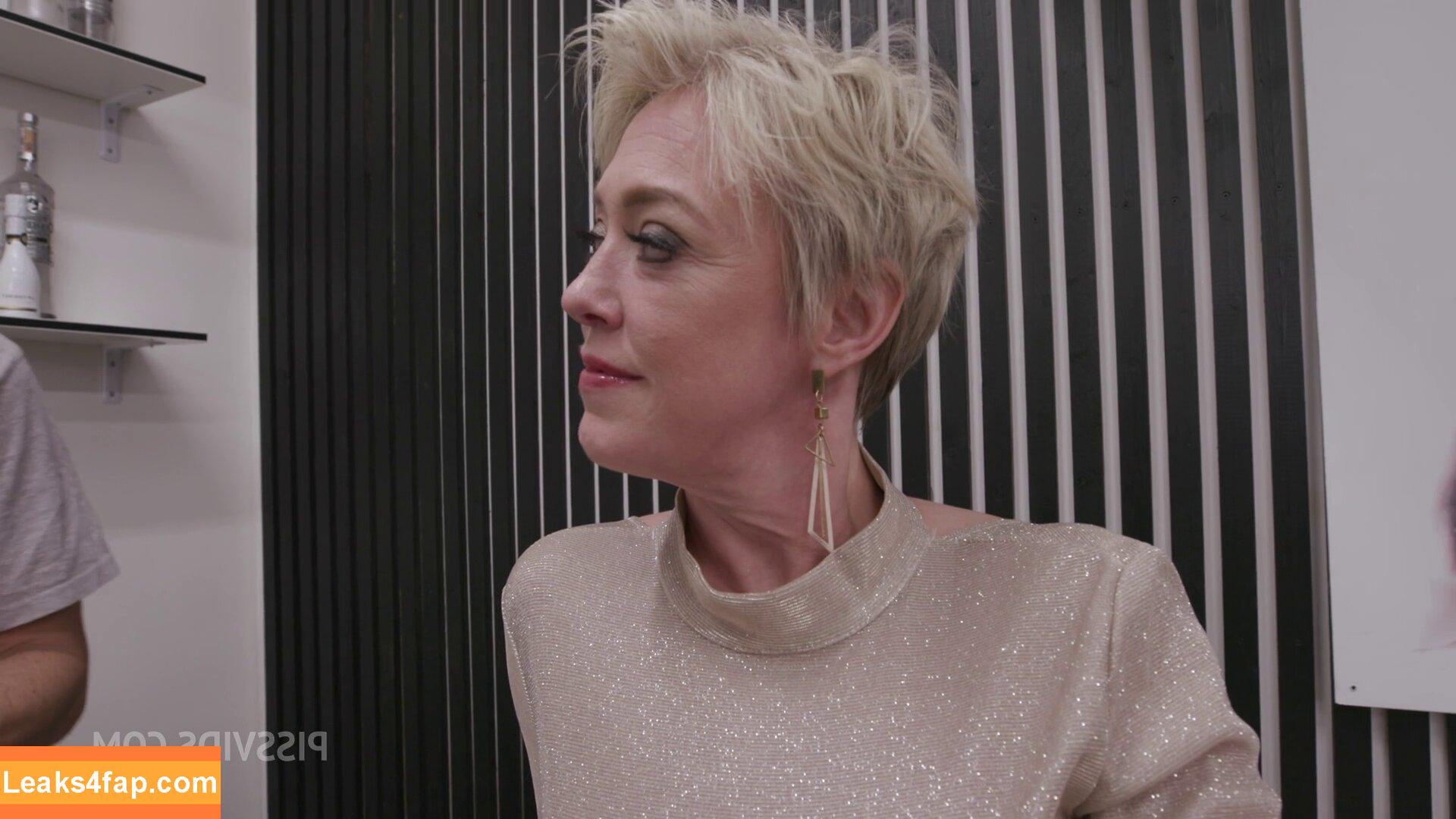 Dee Williams / Darling / DeeWilliamsXXX / Sharon Darling / deewilliams / real_dee_williams leaked photo photo #0296