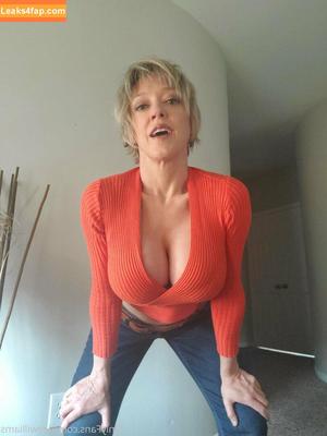 Dee Williams photo #0002