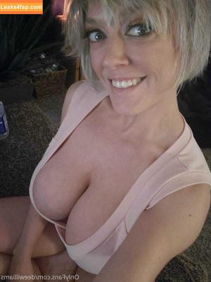Dee Williams photo #0728