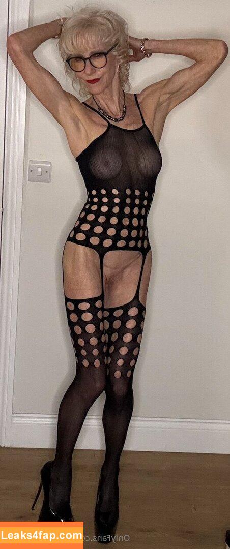 deelite1495719 /  leaked photo photo #0017