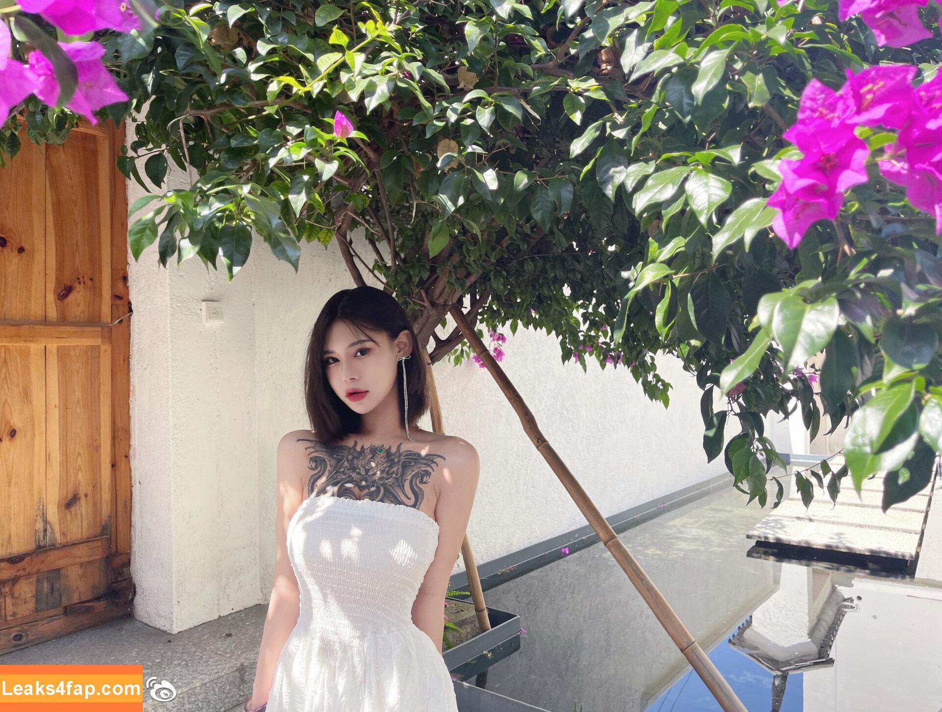 Deer_white / DeerWhite_ / deer_white_ / deerwhite слитое фото фото #0365