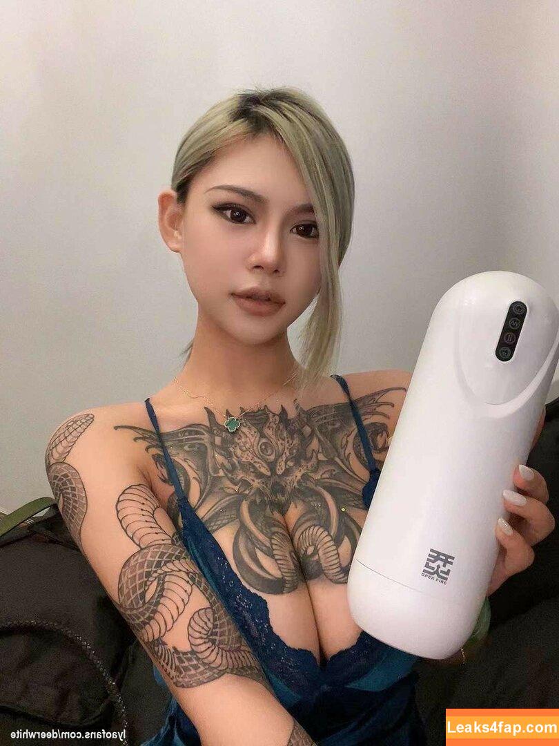 Deer_white / DeerWhite_ / deer_white_ / deerwhite leaked photo photo #1017