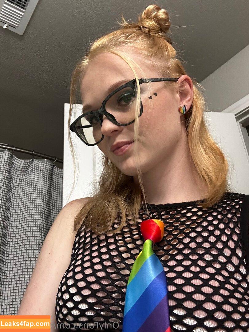 defiantlittle / defiant_little leaked photo photo #0033