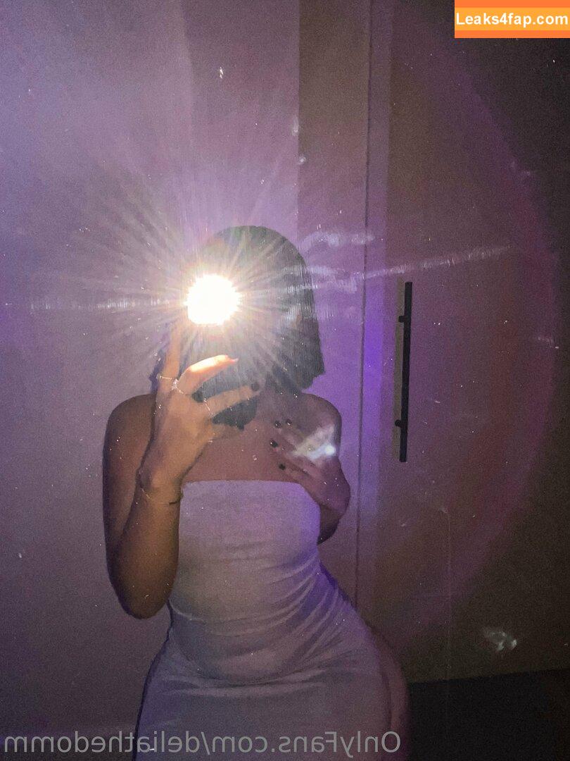 deliathedomm /  leaked photo photo #0013
