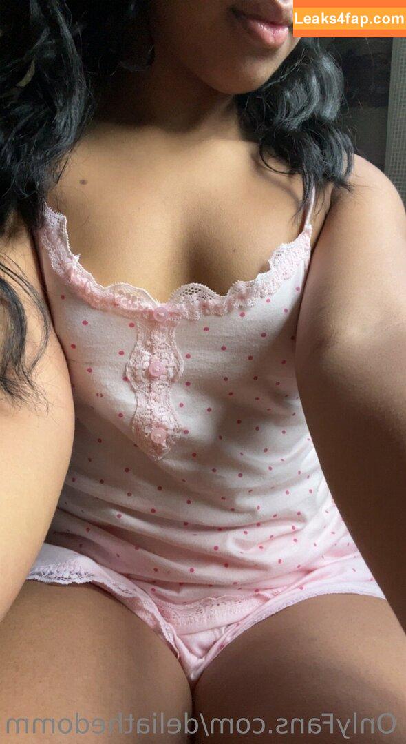 deliathedomm /  leaked photo photo #0014