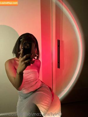 deliathedomm photo #0008