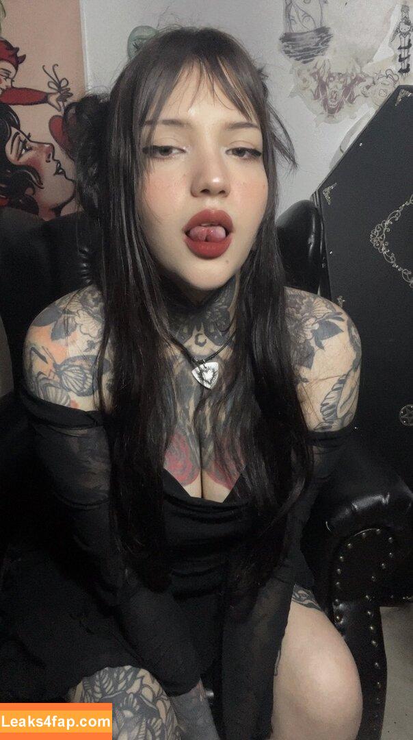 deliciousdecay / espirit0bsessor / satanikittie / thaisyorke leaked photo photo #0005