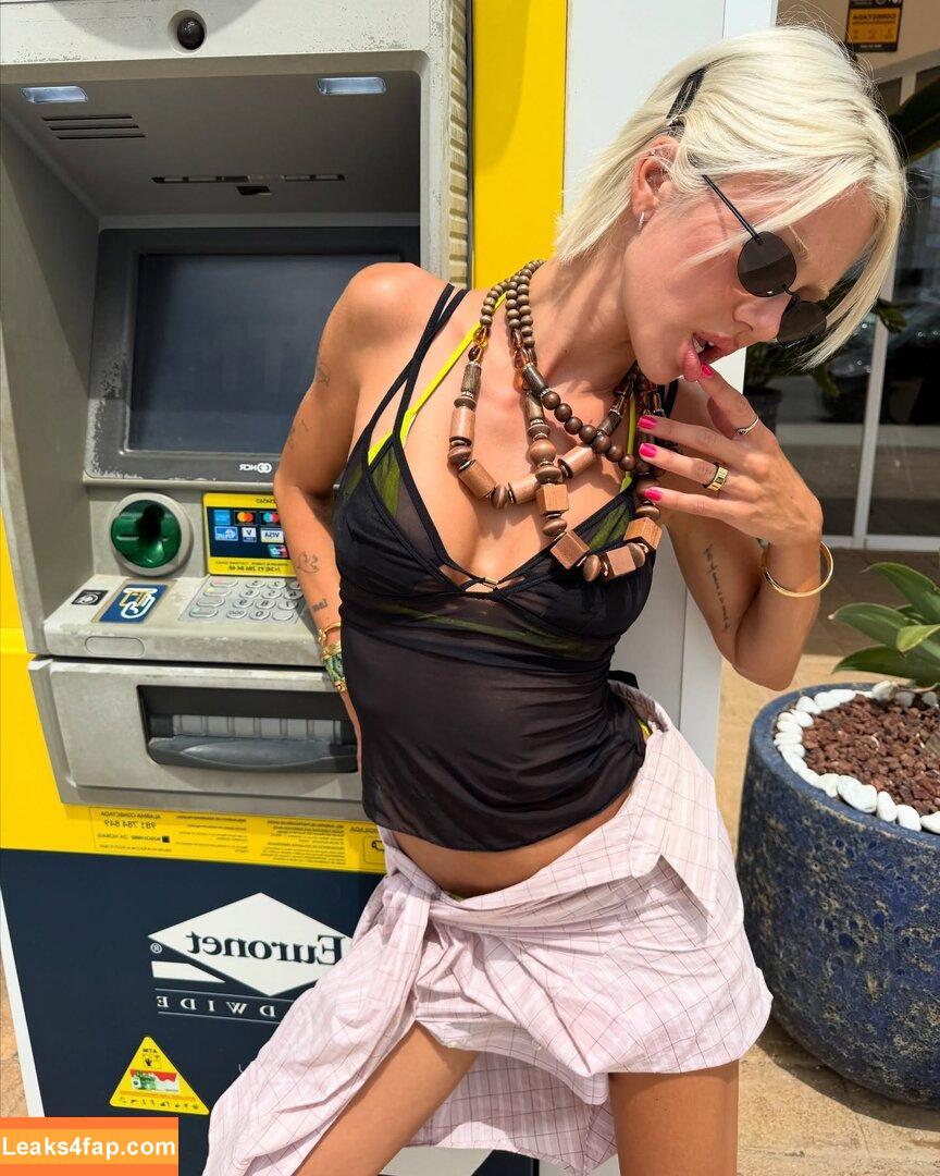 Delilah Belle Hamlin / delilahbelle leaked photo photo #0050