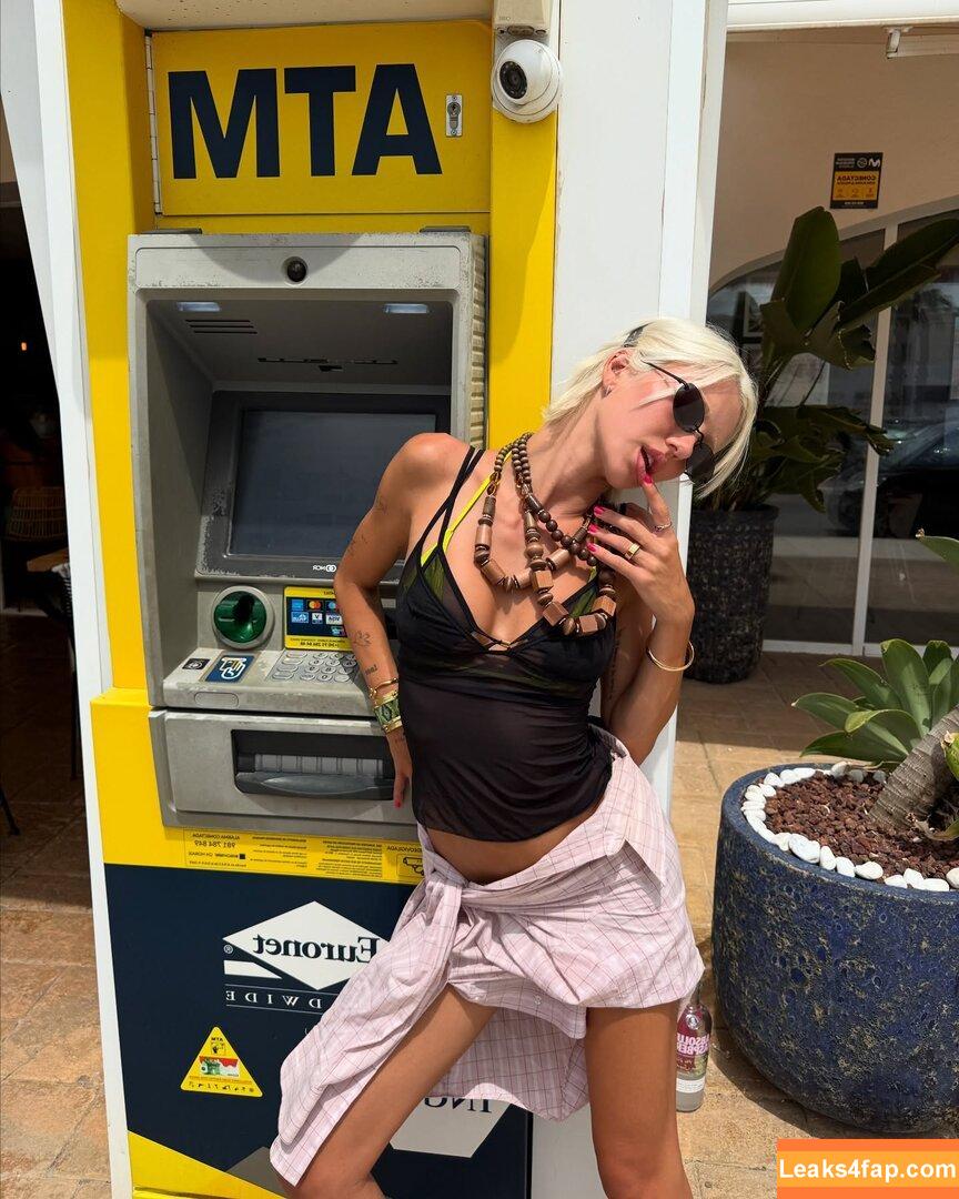 Delilah Belle Hamlin / delilahbelle leaked photo photo #0051