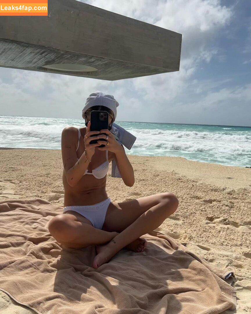 Delilah Hamlin /  leaked photo photo #0169