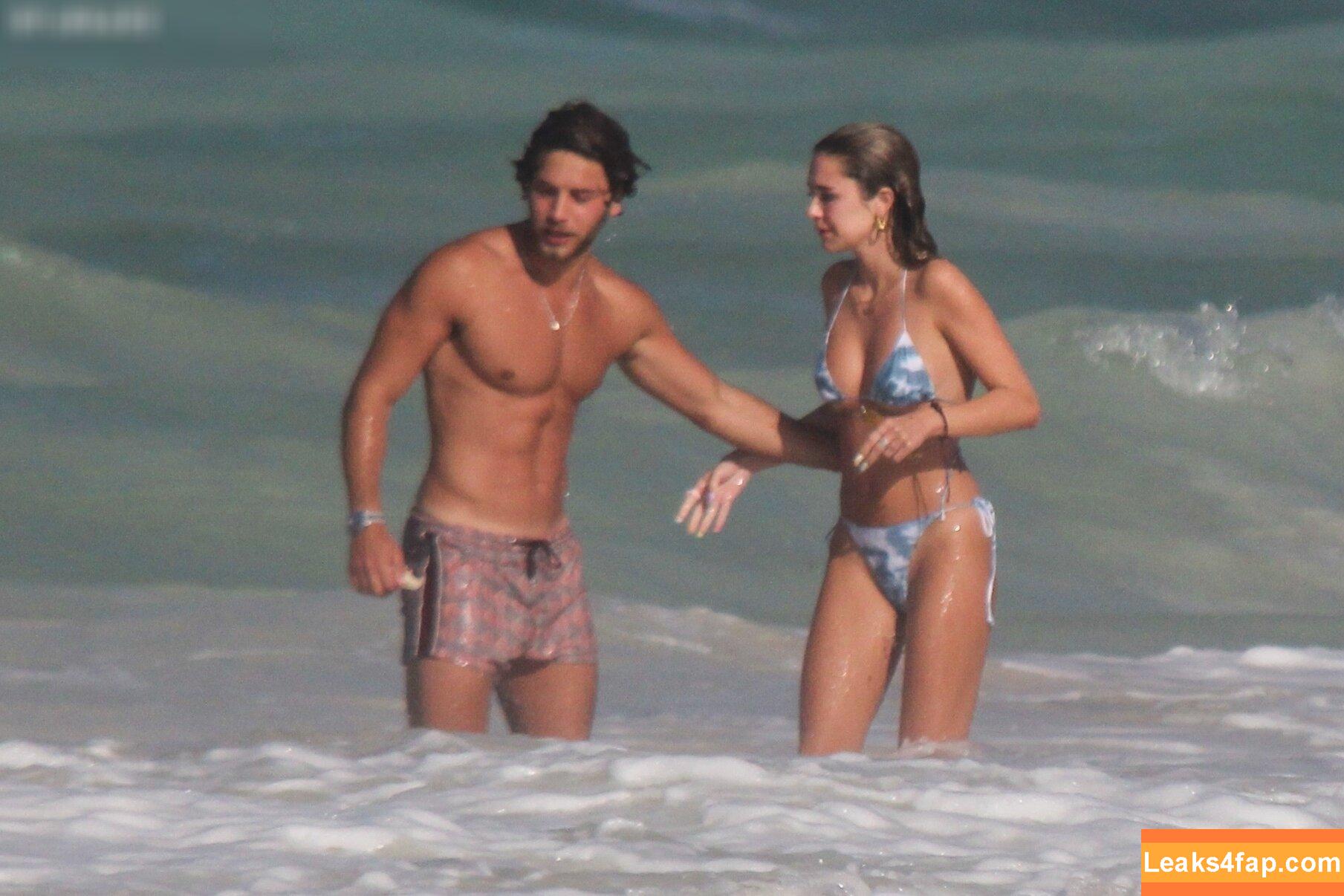 Delilah Hamlin /  leaked photo photo #0201
